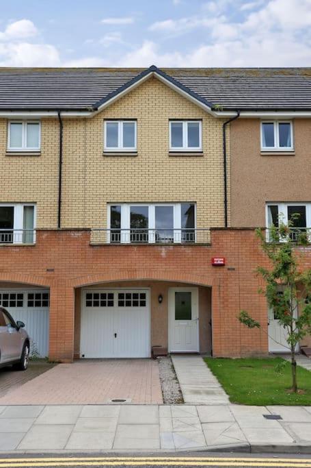 Spacious 4 Bedroom Townhouse Near Scenic Beach & City Centre Aberdeen Luaran gambar